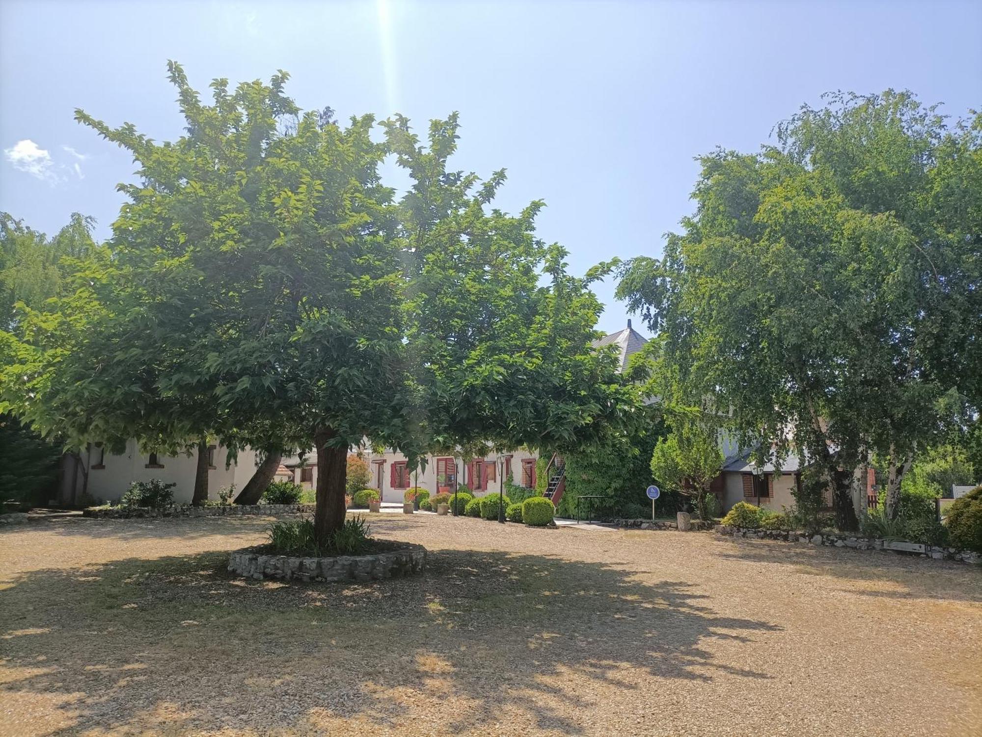 L'Escale Solognote Apartment Tour-en-Sologne Luaran gambar