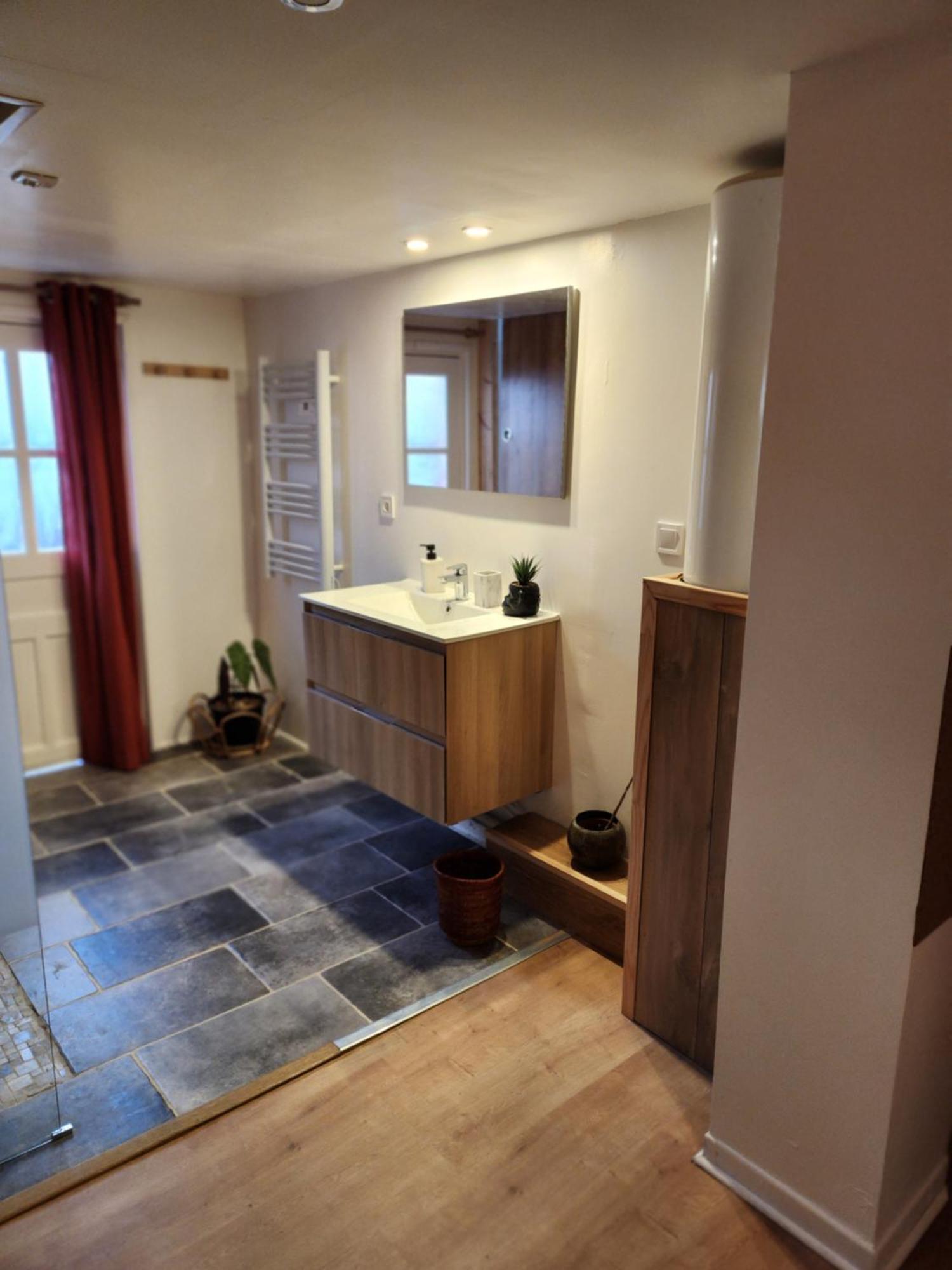 L'Escale Solognote Apartment Tour-en-Sologne Luaran gambar